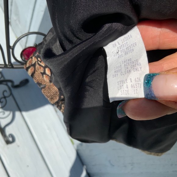 Vintage Giancarlo Ferrari Tapestry Jacket-Winter Florals Design (Size 12) - Picture 6 of 6